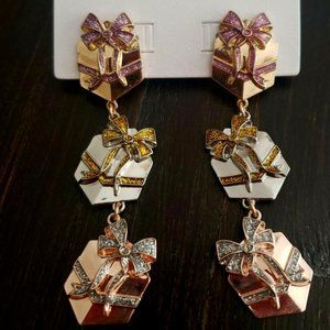 CHRISTMAS SALE!!!!  NWT- Sugarfix - GOLD/SILVER HOLIDAY GIFTS - DANGLE EARRINGS!